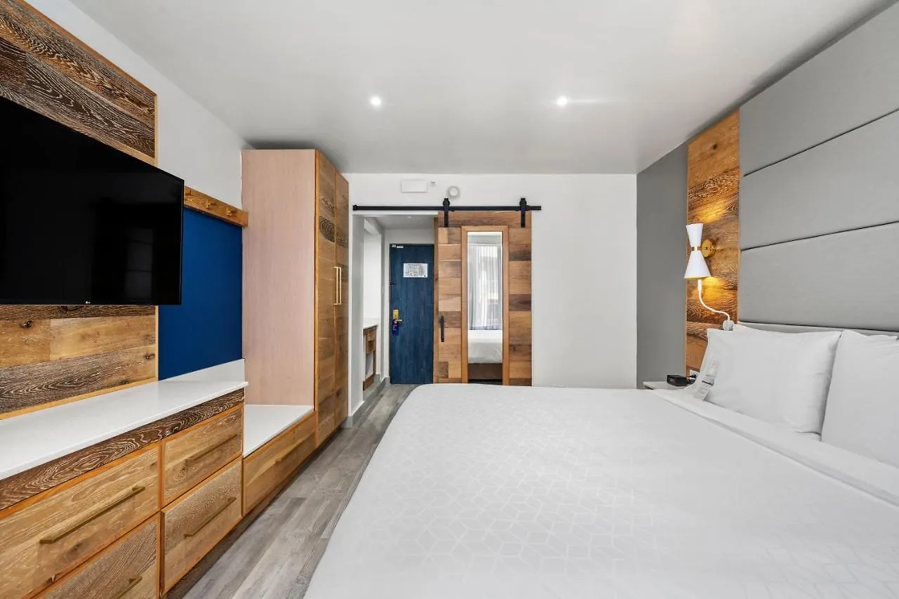 Holiday Inn Express San Juan Condado, an IHG Hotel Resort