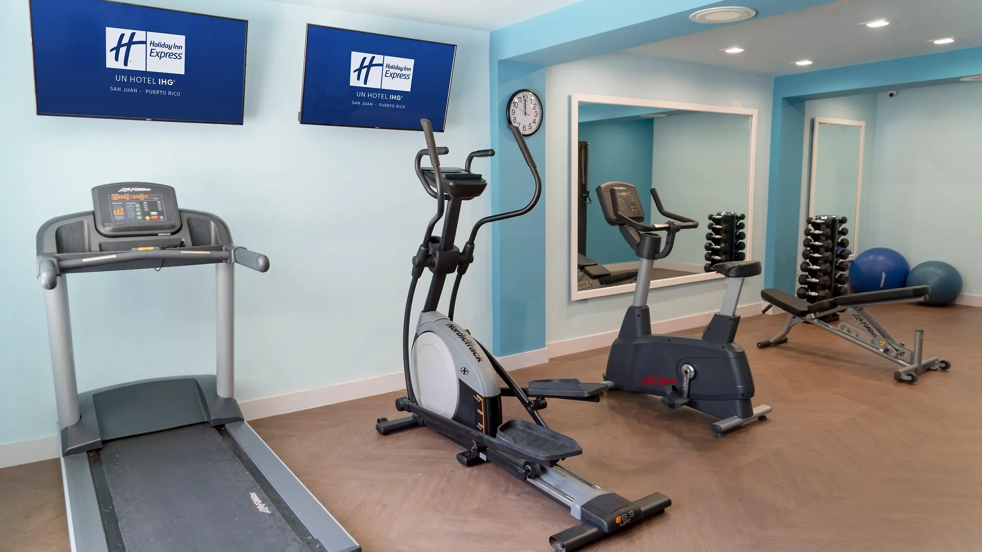 Holiday Inn Express San Juan Condado By Ihg Resort