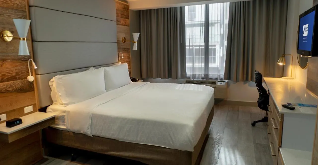Resort Holiday Inn Express San Juan Condado By Ihg